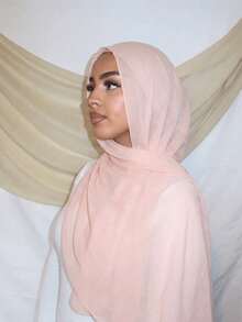 1pc Solid Color Basic Headscarf, Middle Eastern Style, Breathable Chiffon Fabric, Lightweight And Comfortable, Suitable For Long-Term Wear, All-Season Use - Pink - View 1