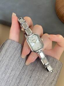 1件金色圓形女款石英手錶，精緻時尚極簡風，適合日常配戴，生日/畢業禮物，休閒聚會 - 銀色 - 查看 3