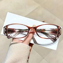 4 piezas Gafas de lectura de moda, unisex - Gafas de lectura, montura cuadrada, bisagras de resorte, gafas ópticas retro elegantes, ligeras y casuales, ultra claras, antifatiga, adecuadas para oficina, computadora y uso diario, mejor regalo para personas mayores, aumento de 1X a 4X, accesorios de gafas para mujeres - A - Ver 49