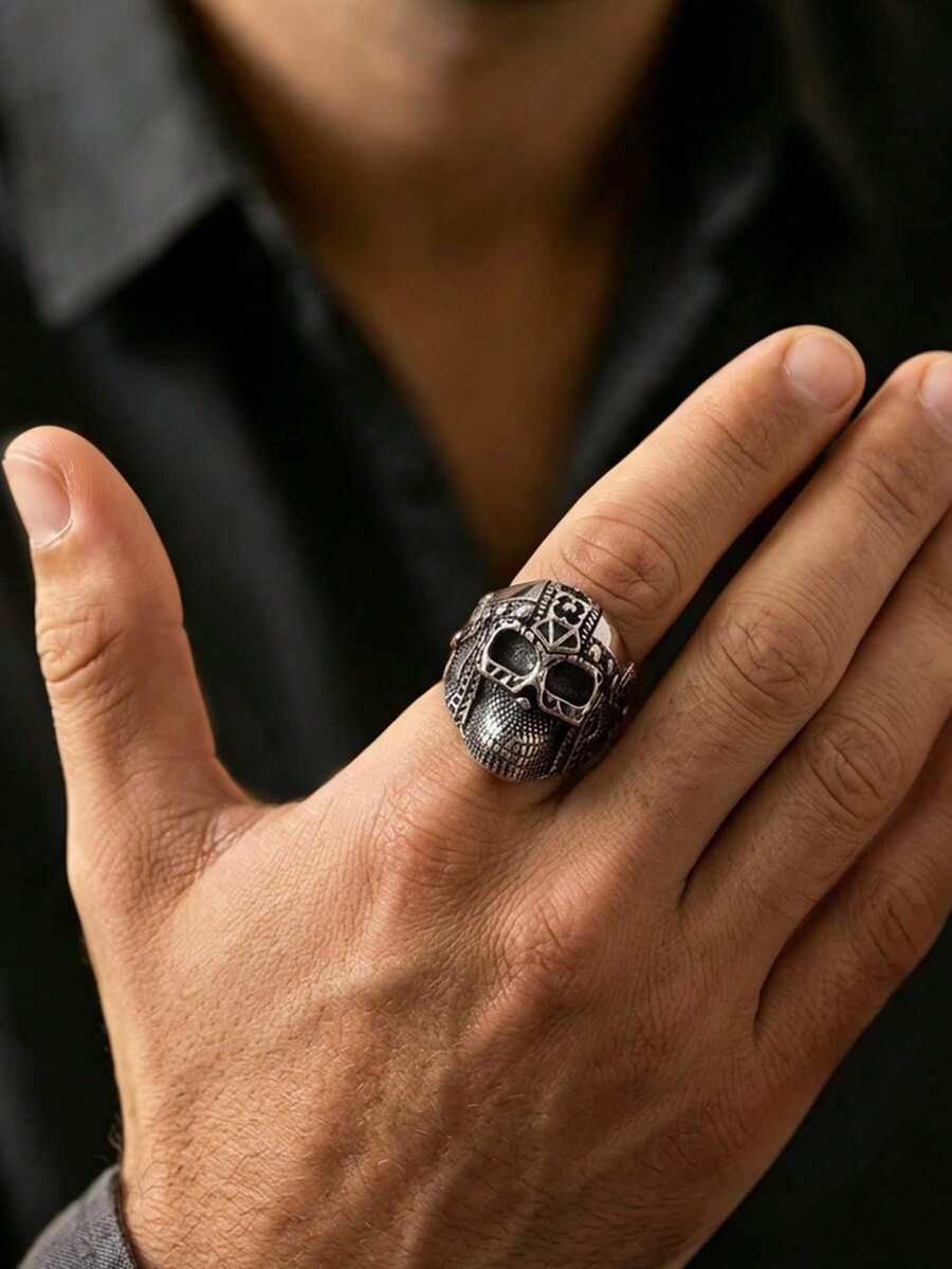 1pc Dark Punk Style Stainless Steel Distressed Carved Skull Ring, Men's Streetwear And Rock Party Accessory Gift For Boyfriend - Ring - View 1