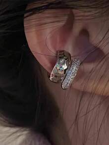 Punk Style Rhinestone Thick Round Clip-On Earrings, Gold Round Wire Texture Ear Clips, Chunky Ear Clips, Jewelry Gift - Diamond Earrings - View 7