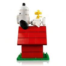 LEGO Ideas 21368 Peanuts 's Doghouse Building Toy Set - Multicolor - View 4