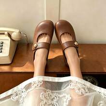 Sandal Wanita EVA Kulit Bertekstur dengan Ujung Tertutup, Anti Selip, Tahan Air, Modis untuk Musim Semi, Musim Panas, Musim Gugur, Cocok untuk Aktivitas Luar Ruangan, Sandal Pantai Mary Jane - Coklat - View 5