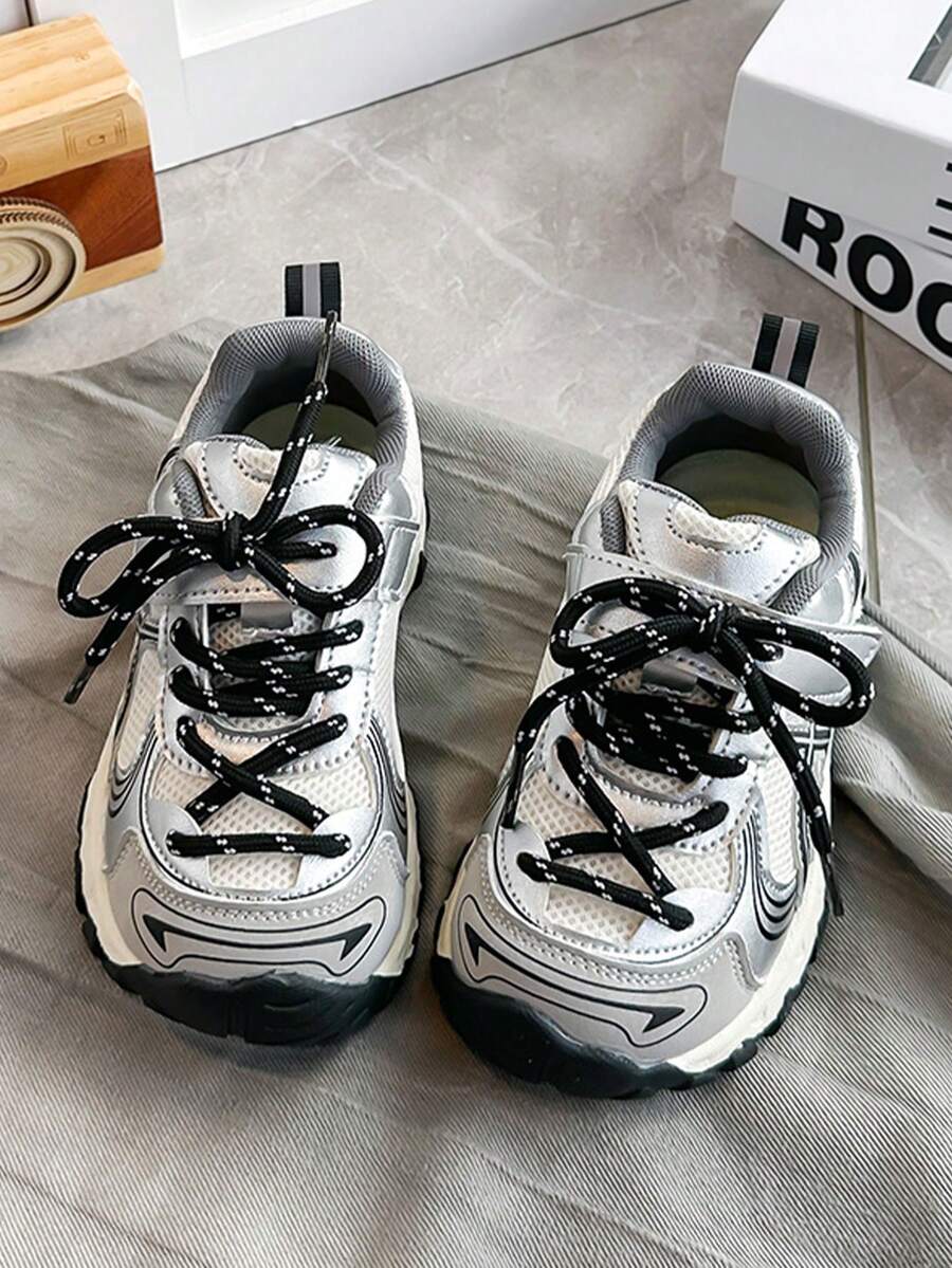 1 Pair Kids Vintage Dad Running Shoes, Suitable For Mid-To-Large Kids Daily Commute, Outdoor Sports, Street Style And Multiple Occasions - Silver - View 1