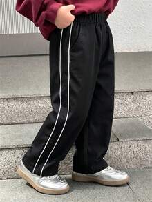1件男童經典極簡百搭純色側條紋直筒休閒運動長褲 - 黑色 - 查看 1