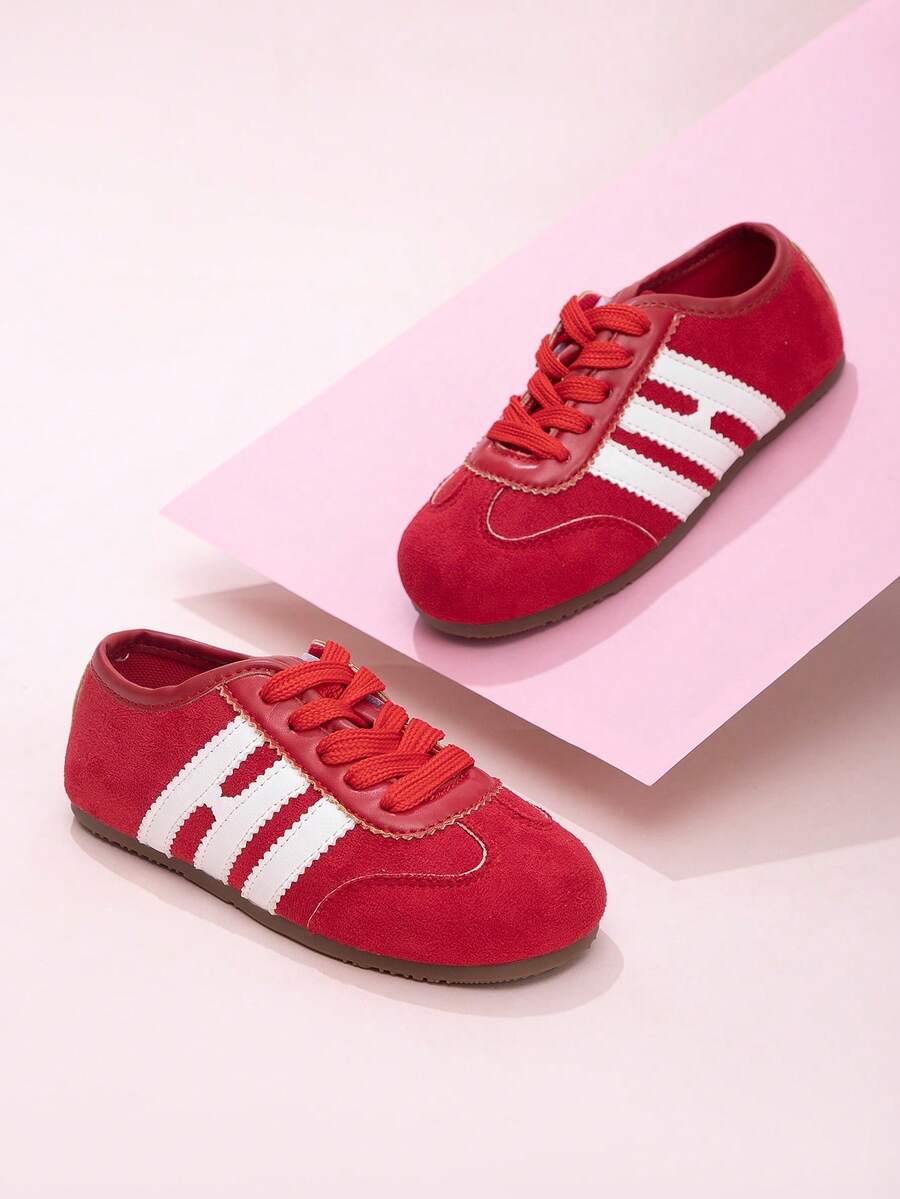 1 par de zapatos deportivos casuales para niños de vuelta a la escuela, zapatos de entrenamiento simples y elegantes para niños y niñas, zapatos infantiles cómodos y de moda con cierre de gancho y bucle, uso para todas las estaciones, estilo de academia [El tamaño es pequeño, se recomienda pedir una talla talla grande grande] - Rojo - Ver 1