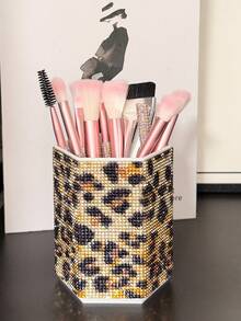 Soporte para brochas de maquillaje con estampado de leopardo y cristales de imitación, forma hexagonal, gran capacidad, superficie incrustada con cristales de imitación de colores, estilo de lujo brillante, patrón completo de cristales de imitación, forma de columna hexagonal, detalles de borde nítidos, contenedor de herramientas de maquillaje, adecuado para tocador de dormitorio, escritorio de sala de maquillaje y otras escenas - Multicolor - Ver 7