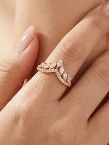 1 pièce Bague en forme de V incrustée de zircone, design entrelacé de zircone en forme de larme à la mode. Bague de luxe minimaliste française, convient pour le port quotidien et les occasions de fête. Cadeau idéal pour l'anniversaire et la fête des mères pour les femmes. - A - Voir 5