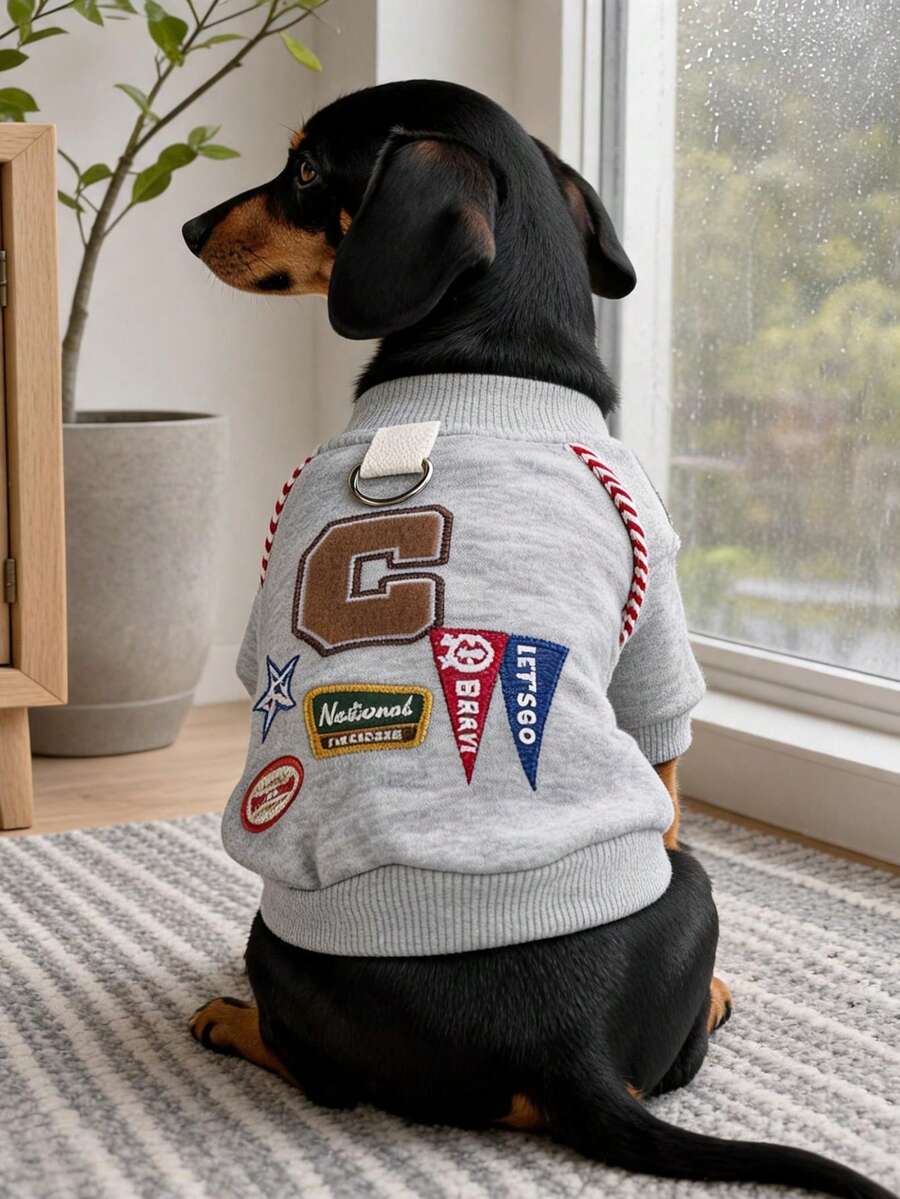 PETCIRCLE 1件寵物衣服 小狗幼犬貓咪適用 可愛寵物秋冬款 極簡純色百搭 防風保暖 字母刺繡美式徽章運動衫 - 灰色 - 查看 1