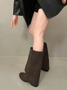 2026 New Vintage Knee-High Straight Leg Stacked Pants Boots, Maillard Style - Brown - View 5