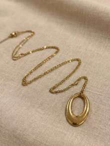 1pc 18K Gold Plated Stainless Steel Geometric Oval Pendant Necklace, Minimalist Vintage Style Luxury Necklace, Suitable For Daily Wear - Gold - View 4