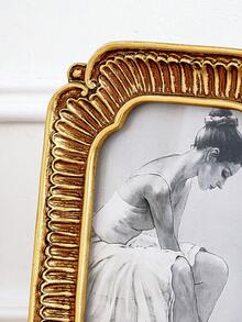1PC Gold Rectangular Carved Resin Photo Frame, Palace Style Desktop Photo Frame, Luxury Desktop Decor Frame, Rococo Vertical Photo Frame, Art Portrait Frame, Ins Style Photo Frame, Embossed Photo Frame, Romantic Wedding Photo Frame, Craft Display Frame, Suitable For Vanity, Living Room, Bedroom, Study Soft Decoration Display Frame, Holiday Gift Photo Frame, Photography Prop Frame - 1PC - View 11