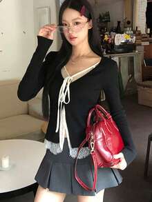 Kaos Wanita Lengan Panjang Model Ikat Pinggang dengan Motif Renda Hitam, Potongan Acak - Hitam - View 6