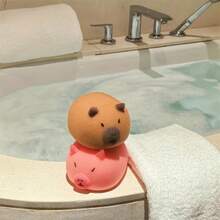 1 pièce Éponge de bain mignonne en forme de capybara, brosse de bain exfoliante douce, boule de bain en mousse en forme d'animal amusant, indispensable pour les filles et les étudiants en dortoir, accessoires de bain pour enfants et adultes, éponge en filet africain, gant exfoliant, accessoires de douche - Multicolore - Voir 7