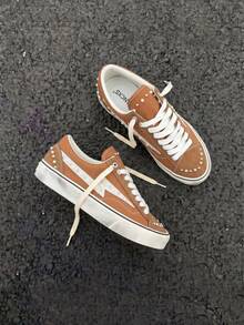 1 Pair Pearl Style Wear-Resistant Unisex Flat Shoes, High-End Distressed Low-Top Outdoor Sports Skateboard Canvas Shoes - Brown - View 2