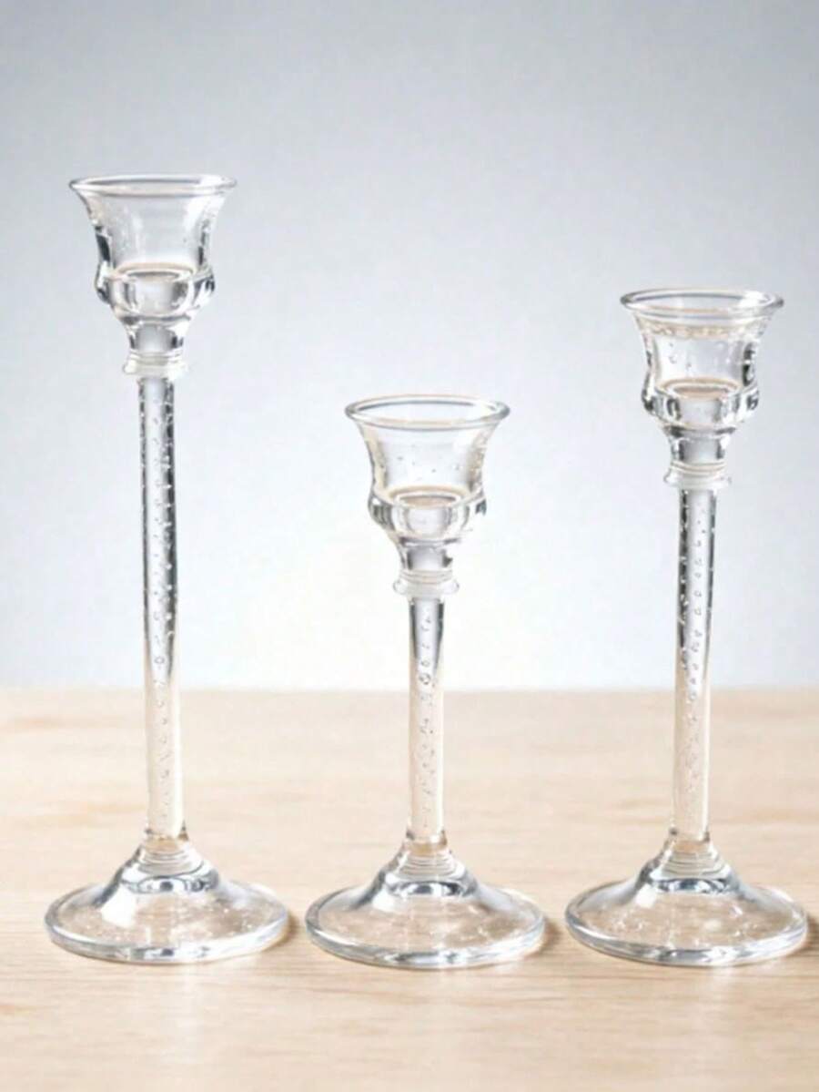 一套欧式亚克力烛台。餐桌烛杯，婚礼装饰，烛光晚餐时尚亚克力蜡烛。可用于房间装饰、家居装饰、餐桌装饰，送给闺蜜的礼物，冬季礼物，感恩节，圣诞节，万圣节。