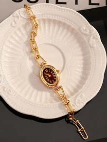 1pc Women's Bracelet Watch, Luxury Oval Roman Numeral Dial, Embedded Diamond Crystal, Water Ripple Design, Alloy Quartz Watch, Gift For Girlfriend - Gold - View 5