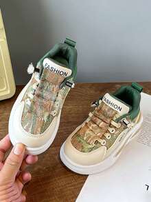 1 Pair Kids' Popular Sports Shoes, New Autumn Style, Fashionable Versatile Non-Slip Casual Skate Shoes For Boys And Girls, Suitable For Daily Wear All Seasons - Khaki - View 3
