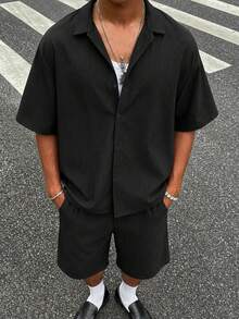HOMIIE Men's 2-Piece Black Textured Short Sleeve Button-Up Shirt And Shorts Set, Casual Street Style Loose Fit Summer Vacation Outfit For Daily Wear - Black - View 1