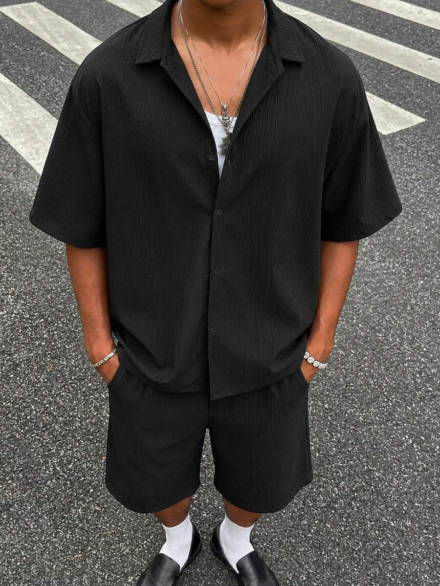 HOMIIE Men's 2-Piece Black Textured Short Sleeve Button-Up Shirt And Shorts Set, Casual Street Style Loose Fit Summer Vacation Outfit For Daily Wear - Black - View 1