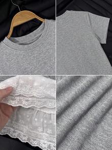 女款蕾絲拼接刺繡飾邊圓領短袖T恤，夏季百搭修身上衣 - 灰色 - 查看 9