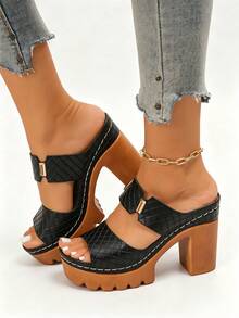Sandalias de tacón alto para mujer de unicolor con cierre de gancho y bucle, ajuste ancho, ligeras y cómodas, tacón grueso, estilo casual para ir al trabajo, sandalias tipo slip-on minimalistas para verano y playa - Negro - Ver 3