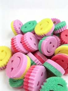 Heart-Shaped Smiling Face Multi-Functional Double-Layer Temperature-Sensitive Frosted Sponge. Cute And Practical, With Powerful Cleaning Ability, Double-Sided Kitchen Cleaning Sponge - Temperature-Sensitive And Non-Scratch, Suitable For Cleaning Tableware And More, Multi-Sided Design, Suitable For Modern Kitchen Sink Use, Can Be Used For Dishwashing, Suitable For Home Kitchen, Restaurant And Various Kitchen Utensils And Household Items. - A - View 1