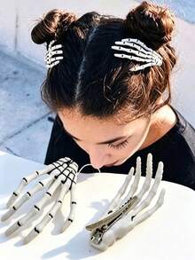 2pcs/Set Skeleton Hand Hair Clips, Halloween Party Spooky Hair Accessories, Bone Claw Hair Clips For Women, Gothic Style Cosplay Headwear, Halloween Trick Or Treat - Multicolor - View 1