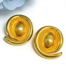 2pcs Fashion Women's Gold-Plated Vintage Oval Pendant Jewelry Set Necklace & Earrings, Suitable For , Saudi Arabia, Middle East, Dubai, Europe, America, Africa, Bridal, Wedding, Party, Evening Dress, Mother's Day, Valentine's Day, Birthday, Wedding, Seasonal Gifts, Daily Wear - Yellow Gold - View 3