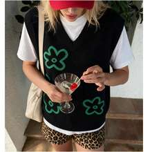 Women's Autumn/Winter Floral Pattern V-Neck Knit Sweater Vest, Artistic Pullover Top, Casual Versatile Style - Black - View 2