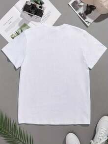 Camiseta de manga corta para hombre con estampado gráfico, cuello redondo, top casual perfecto para salidas, adecuada para el uso diario en otoño, entrega local. - Blanco - Ver 6