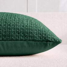 1 buah Sarung Bantal Dekoratif Chenille, Sarung Bantal Mewah dengan Tekstur Tenun Lembut untuk Tempat Tidur dan Sofa Ruang Tamu - Dark Green - View 6
