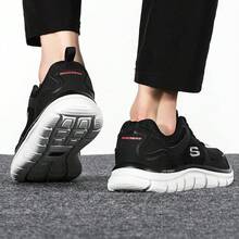 Skechers Sepatu Olahraga Kasual Pria Bertali, Ringan, Bernapas, dan Empuk - Hitam dan Putih - View 4