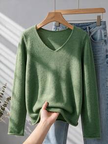 GIGOGOU Women's Lightweight Knit Sweater Casual V-Neck Long Sleeve Pullover Autumn/Winter Style Fall - Green - View 1