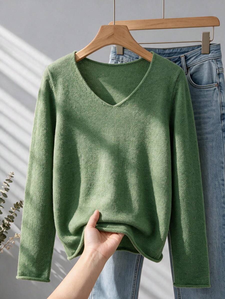 GIGOGOU Women's Lightweight Knit Sweater Casual V-Neck Long Sleeve Pullover Autumn/Winter Style Fall - Green - View 1