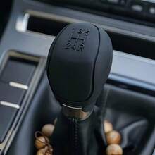 Silicone Gear Shift Handle Cover, Anti-Slip Manual 6-Speed Gearbox Grip, Car Interior Protection Accessory - Silicone Gear Shift Knob Cover - View 4