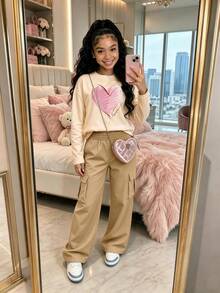 This Apricot Sweatshirt With Creative Heart Combination Pattern Paired With Khaki Cargo Pants Is Fashionable And Versatile, Perfect For Tween Girlsand Teenagers. The Simple Yet Stylish Design Makes It An Ideal Choice For Casual Everyday Wear, Especially Suitable For Autumn And Winter - Apricot - View 1