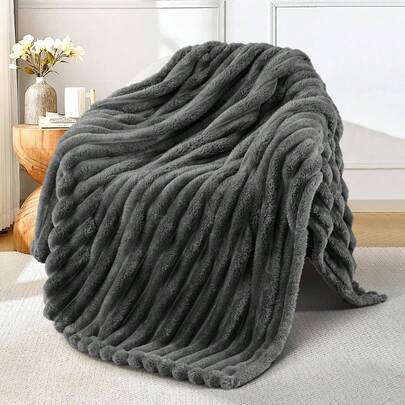 1pc Soft Plush Blanket Modern Style Machine Washable All Season Suitable For Bed Sofa Camping Gift Room Bedroom Decor Halloween