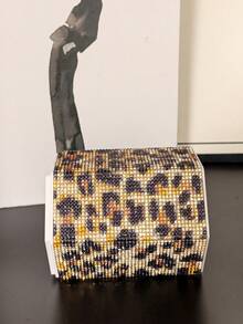 Soporte para brochas de maquillaje con estampado de leopardo y cristales de imitación, forma hexagonal, gran capacidad, superficie incrustada con cristales de imitación de colores, estilo de lujo brillante, patrón completo de cristales de imitación, forma de columna hexagonal, detalles de borde nítidos, contenedor de herramientas de maquillaje, adecuado para tocador de dormitorio, escritorio de sala de maquillaje y otras escenas - Multicolor - Ver 9