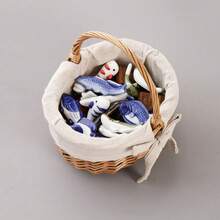 2pcs/4pcs Random Style Blue & White Porcelain Fish Ceramic Chopstick Rest Set, Hand-Painted Japanese Style Tableware Spoon Fork Knife Holder Stand, Easy To Clean Cute Animal Table Decor Accessories - View 3