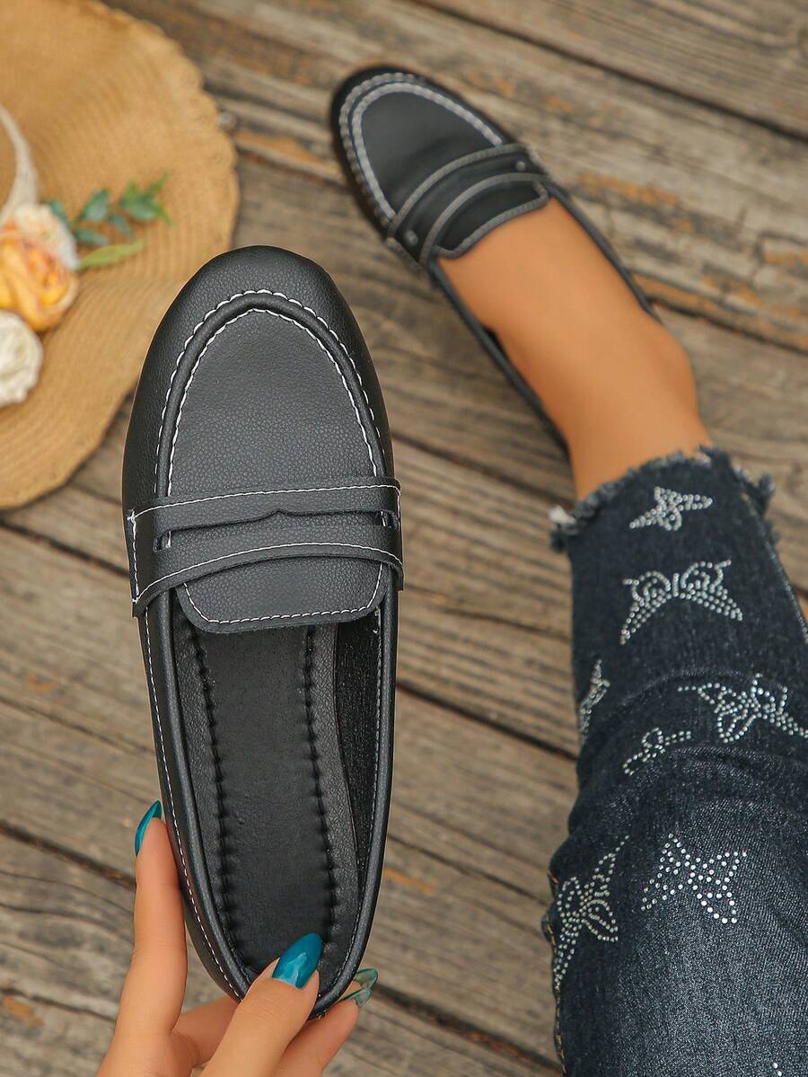 Women's Casual Round Toe Slip-On Loafers, Black Lychee Textured Flat Shoes, Soft Comfortable Easy-On Daily Commute Driving Moccasins