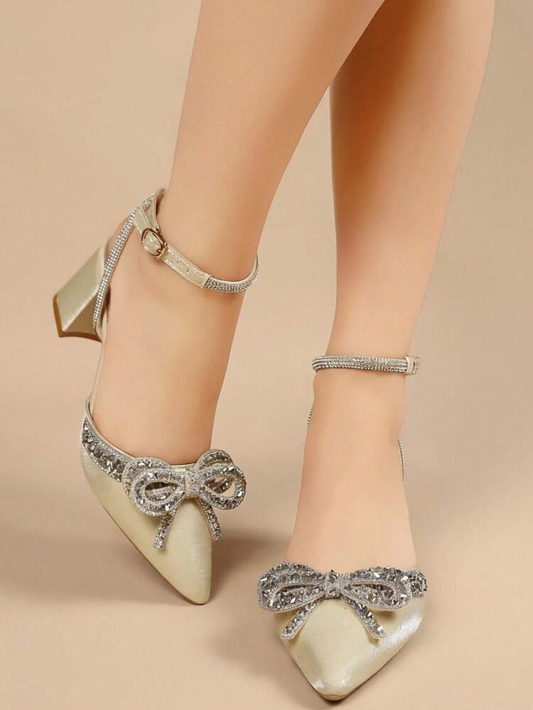 Sandal Fashion Wanita Musim Panas 2026 Gaya Peri Baru Serbaguna dengan Tali Pita Berlian Imitasi dan Hak Tinggi - Krem - View 2