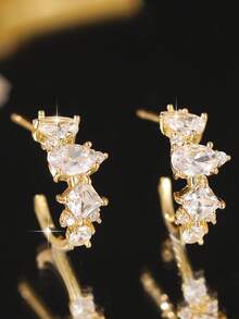 1 Pair Casual Geometric Shaped Shiny Earrings, Elegant Cubic Zirconia Inlaid, Women's Earrings, Suitable For Girls' Daily Commute, Casual Vacation, Copper Jewelry - Yellow Gold - View 8