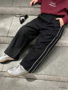 1件男童經典極簡百搭純色側條紋直筒休閒運動長褲 - 黑色 - 查看 6