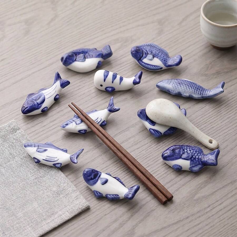 2pcs/4pcs Random Style Blue & White Porcelain Fish Ceramic Chopstick Rest Set, Hand-Painted Japanese Style Tableware Spoon Fork Knife Holder Stand, Easy To Clean Cute Animal Table Decor Accessories - View 1