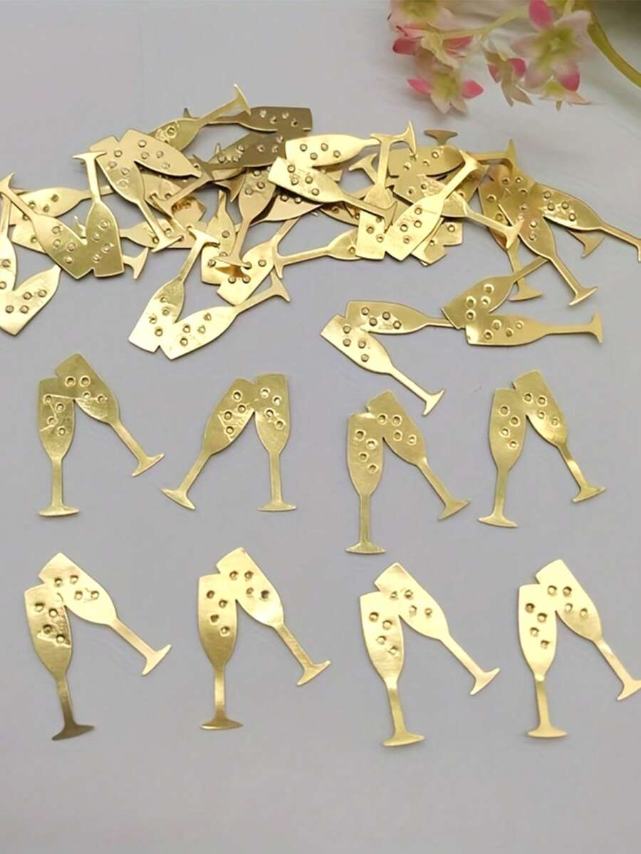 100/200 Pcs Gold Paper Champagne Glass Shaped Confetti, Luxury Birthday Wedding Festival Decoration Confetti, Table Sprinkle Decoration Material, Suitable For Birthday Party Decorations And Celebrations, Wedding Scene Confetti Toss - Champagne - View 1