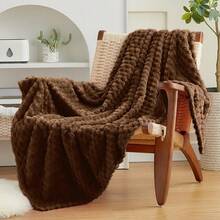 1pc Solid Color Striped Plaid Plush Blanket, Bedroom Room Decor, All Season Use, Picnic Blanket, Leisure Nap Blanket, Office Small Throw Blanket - Coffee Brown - View 2
