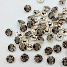 20pcs/1.3cm Fashion Personalized Minimalist Round Black & Gold Striped Plastic Buttons, Luxury Gold Rim Geometric Pattern Buttons, European & American Style High-End Vintage Oil-Drop Buttons, High-Quality Versatile Buttons For DIY Sewing, Clothes, Bags, Hats, Coats, Sweaters, Pants, Shirts Decoration - 20pcs/1.3cm Black and Gold Striped Buttons - View 6