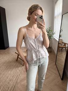 GMFP Satin Lace V-Neck Cinched Waist Spaghetti Strap Cropped Camisole, Suitable For Date, Dinner, June Festival, Vacation Casual - Mauve Purple - View 1