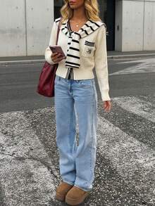 Damen Strick-Cardigan in Creme mit V-Ausschnitt, gestreiftem Matrosenkragen und Patch-Tasche, Langarm-Pullover mit Knopfverschluss, elegantes lässiges Herbst-Y2K-Top - Weiss - Übersicht 2